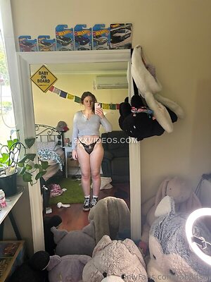 Bun Nude Leaked Photo #4