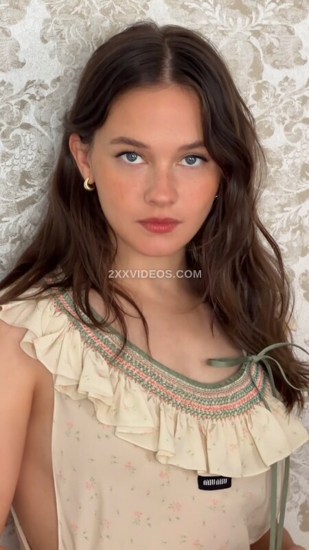 Cailee Spaeny photo
