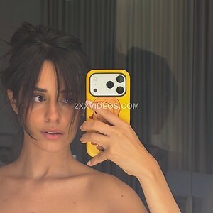 Camila Cabello photo