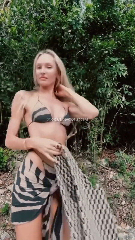Candice Swanepoel photo
