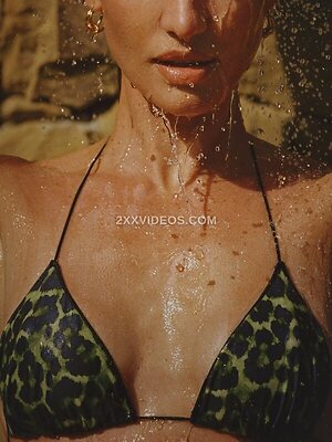 Candice Swanepoel photo