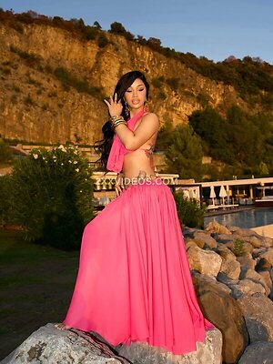 Cardi B photo
