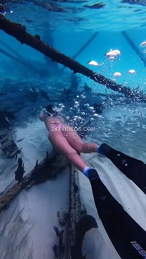 carissa dives Nude Leaked Photo #2