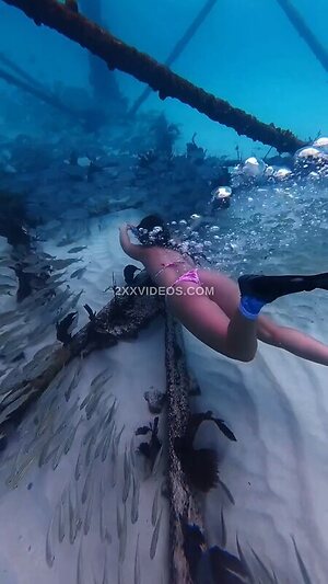 carissa dives Nude Leaked Photo #3