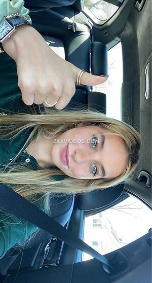 carolinefbyron Nude Leaked Photo #27
