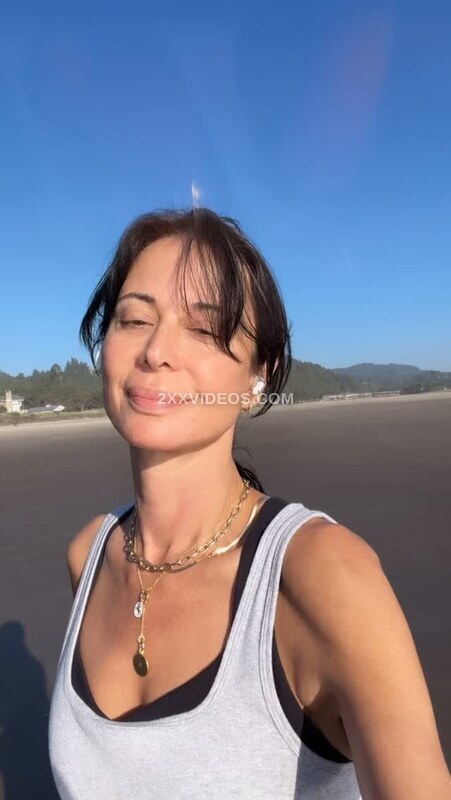 Catherine Bell photo