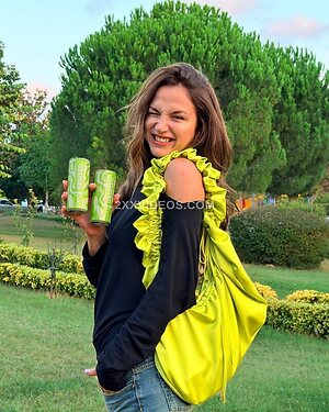 Ceren Ayruk photo