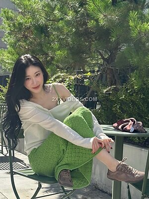 Chaeryeong photo