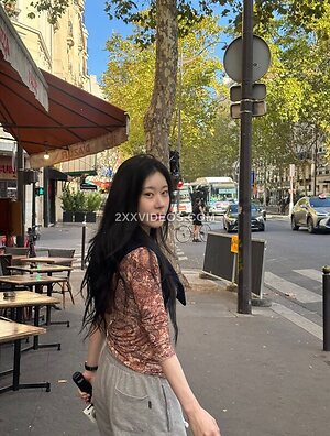 Chaeryeong photo