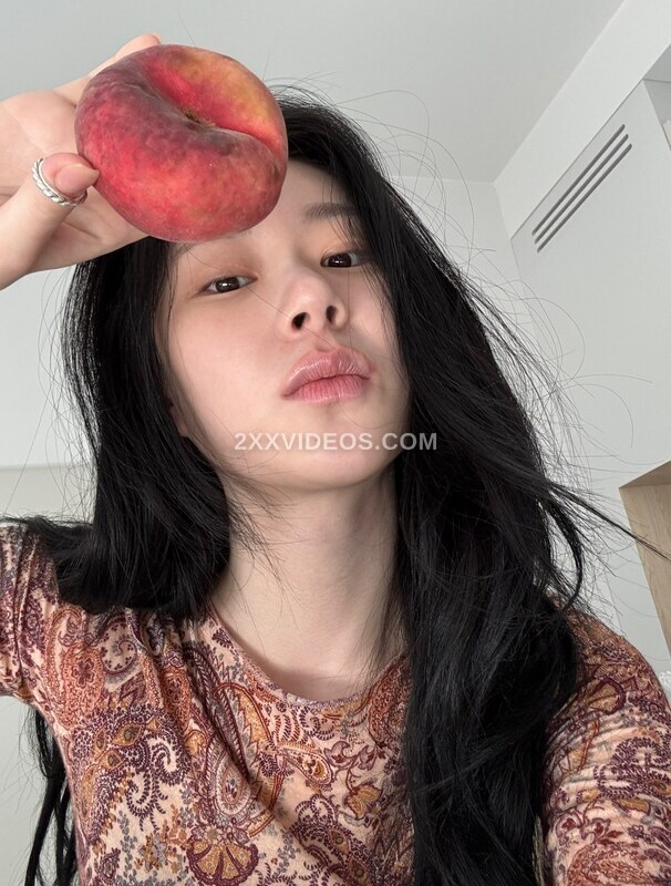 Chaeryeong photo