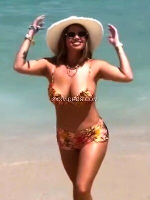 Chanel West Coast Nude Leaked Photo #14