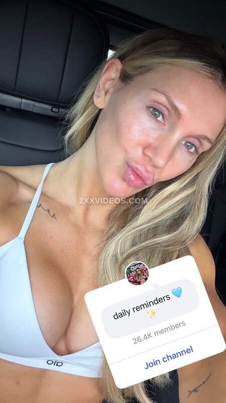 Charlotte Flair photo