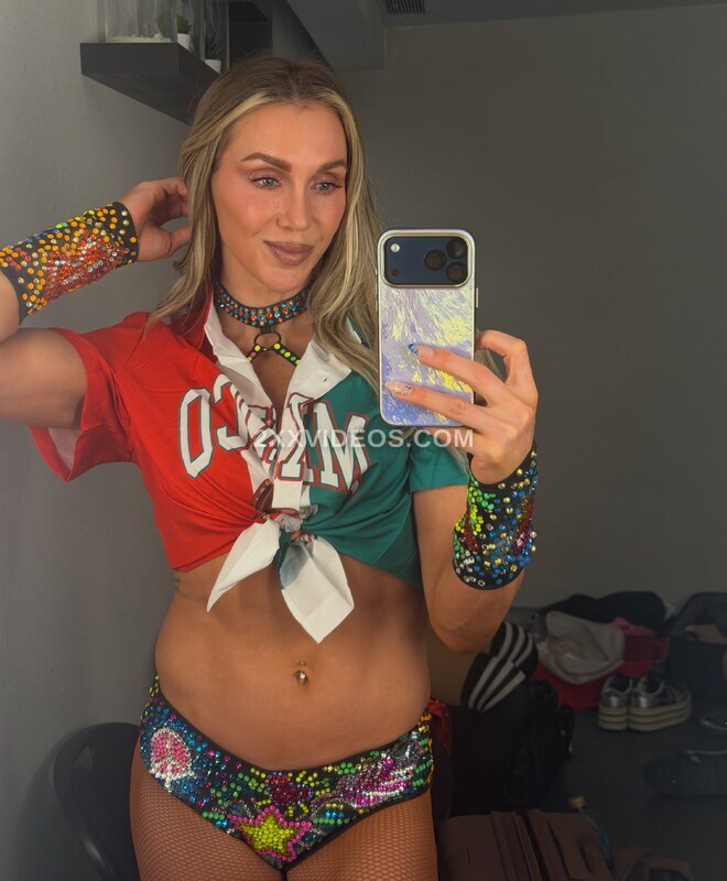 Charlotte Flair photo