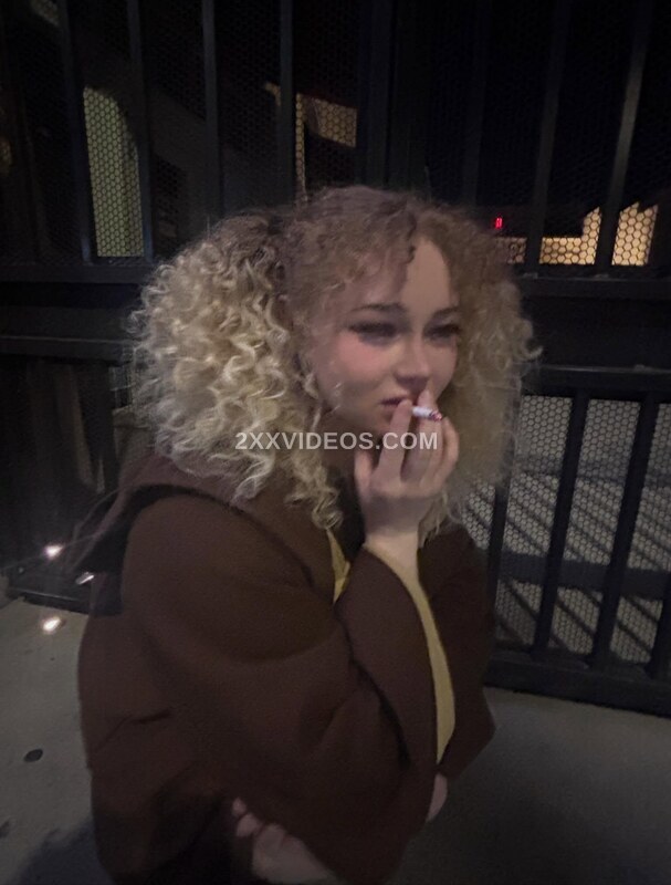 Chloethehokage photo