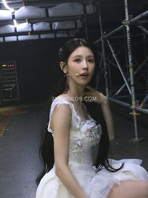 Cho Mi-yeon Nude Leaked Photo #13