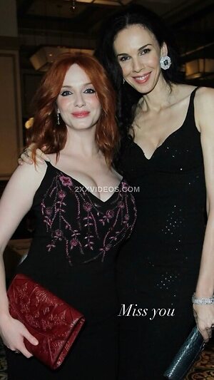 Christina Hendricks Nude Leaked Photo #3
