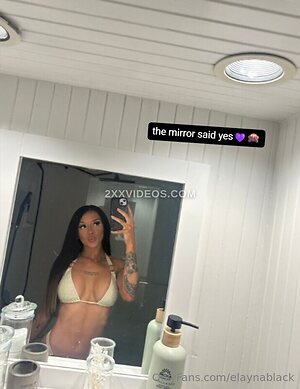 Cora Jade