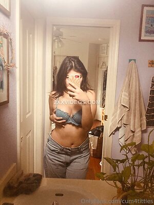 cum4titties Nude Leaked Photo #13