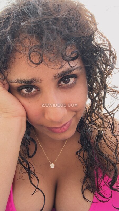 CurlyWurdy photo