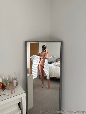 Cutepowerlegs Nude Leaked Photo #6