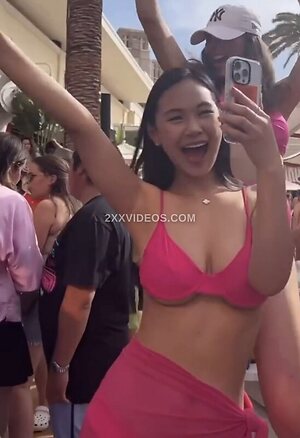 cynthiamhuang Nude Leaked Photo #15