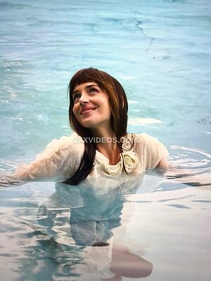 Dakota Johnson photo