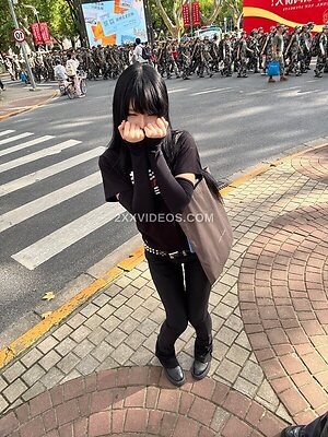 Daturakisses- Sacha Wang photo