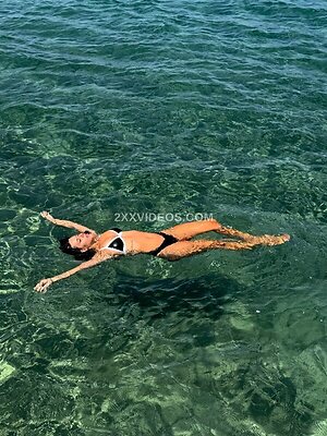 Demet Ozturk Nude Leaked Photo #10