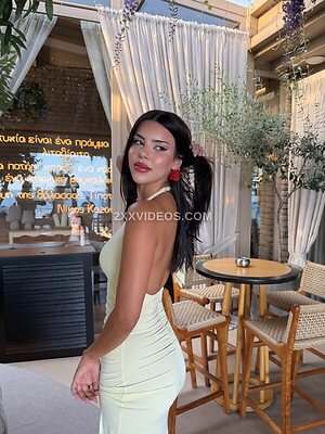 Demet Ozturk photo