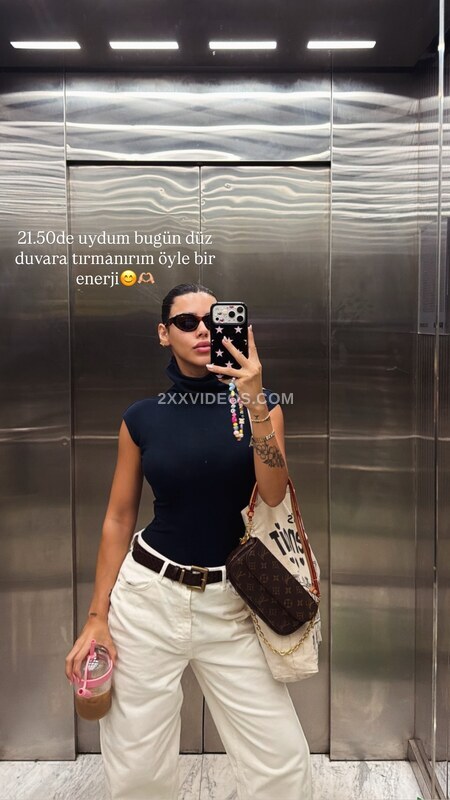Demet Ozturk photo
