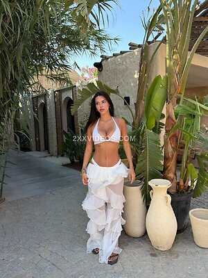 Demet Ozturk Nude Leaked Photo #115