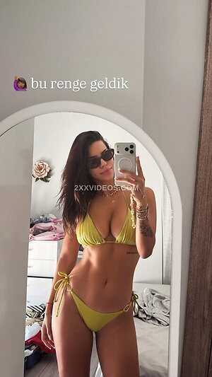 Demet Ozturk Nude Leaked Photo #138