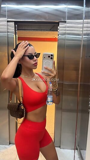 Demet Ozturk Nude Leaked Photo #140