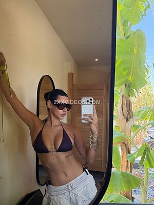 Demet Ozturk Nude Leaked Photo #164