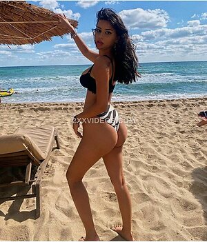 Demet Ozturk Nude Leaked Photo #206