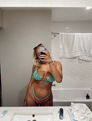 Deniniipeninii Nude Leaked Photo #22