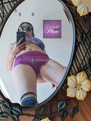 Deviant Plum Nude Leaked Photo #11