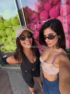 Diane Guerrero photo
