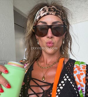 Dr. Nude Leaked Photo #3