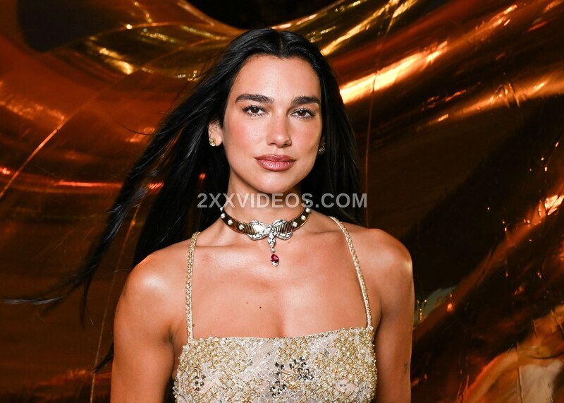 Dua Lipa photo