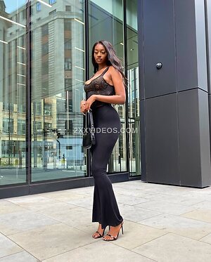 Elinda San photo