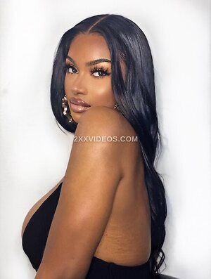 Elinda San photo