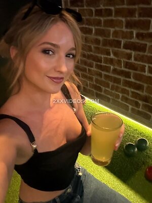 Eliza Jane Nude Leaked Photo #2