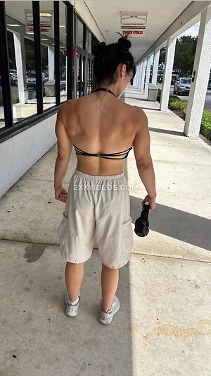 Elizabeth Reynoso Nude Leaked Photo #9