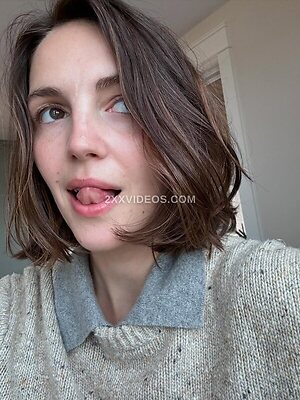 Ella Hunt Nude Leaked Photo #3