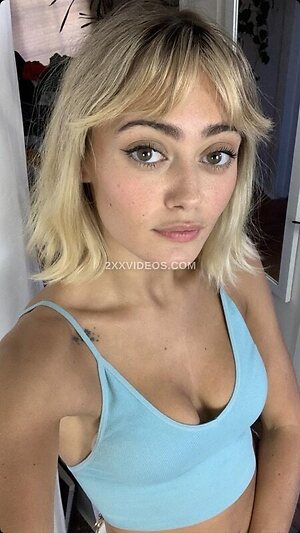 Ella Purnell Nude Leaked Photo #12