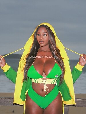 Ellie The Empress Nude Leaked Photo #44