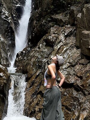 Elyn Leong photo