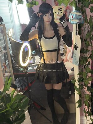 emiki28 Nude Photos
