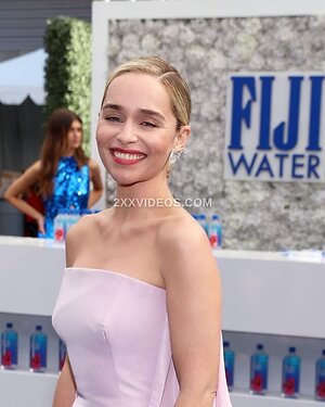 Emilia Clarke Nude Leaked Photo #22